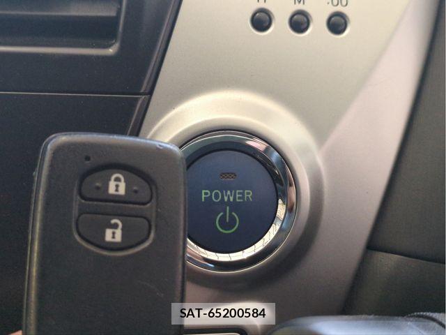 Toyota PRIUS ALPHA 2012-09 8414529-13