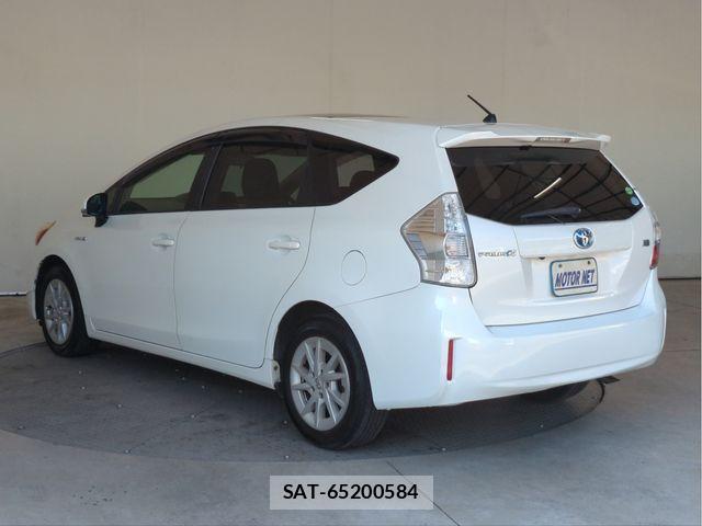 Toyota PRIUS ALPHA 2012-09 8414529-19
