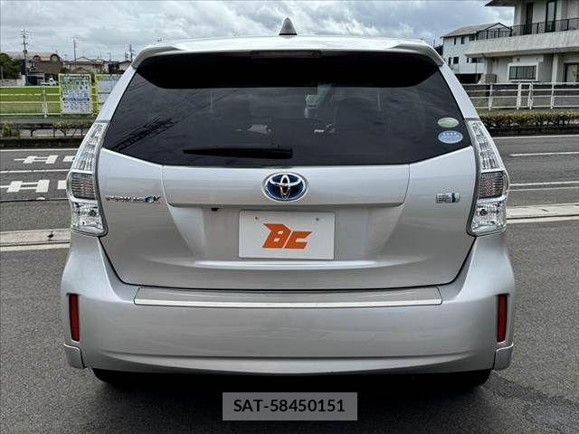Toyota PRIUS ALPHA 2012-01 8414532-13