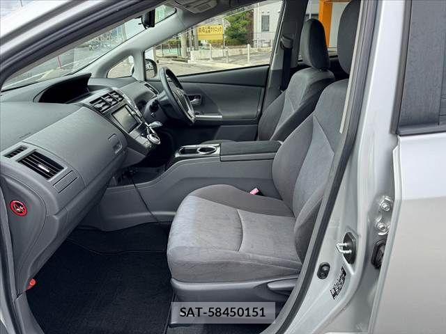 Toyota PRIUS ALPHA 2012-01 8414532-16
