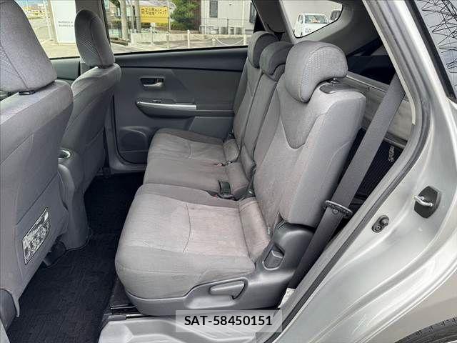 Toyota PRIUS ALPHA 2012-01 8414532-18