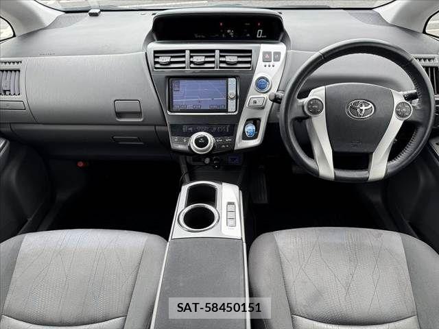 Toyota PRIUS ALPHA 2012-01 8414532-1