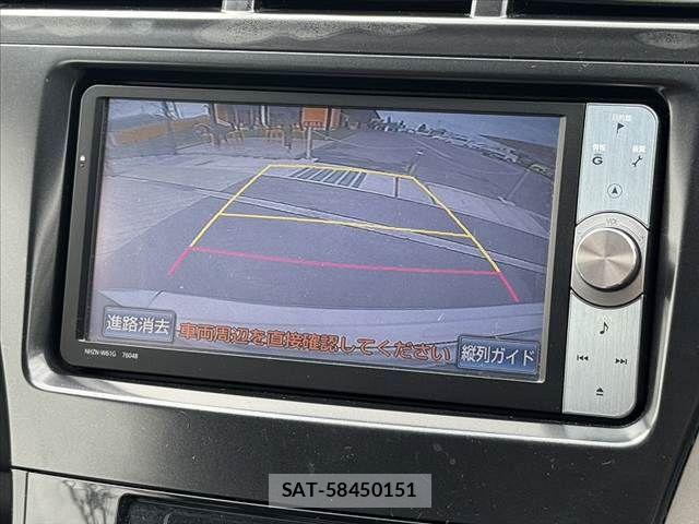 Toyota PRIUS ALPHA 2012-01 8414532-2