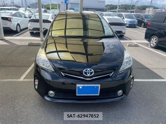 Toyota PRIUS ALPHA 2014-01 8414541-0