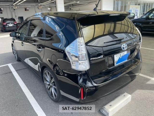 Toyota PRIUS ALPHA 2014-01 8414541-3