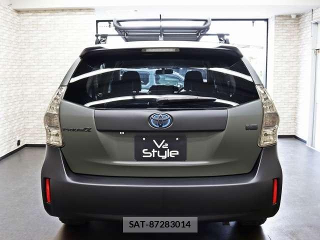 Toyota PRIUS ALPHA 2013-03 8414527-14