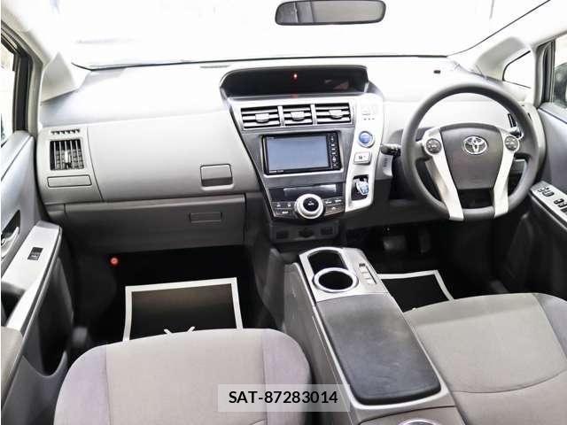 Toyota PRIUS ALPHA 2013-03 8414527-21