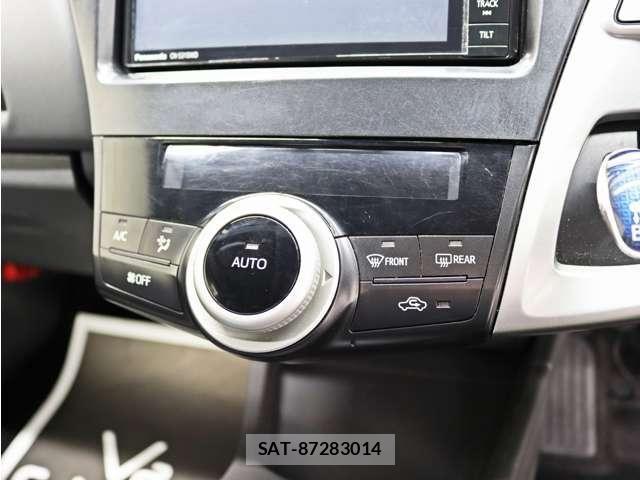 Toyota PRIUS ALPHA 2013-03 8414527-26
