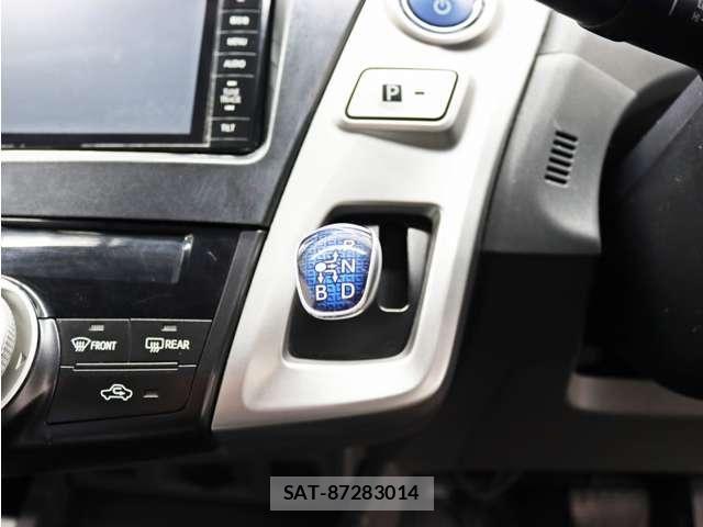Toyota PRIUS ALPHA 2013-03 8414527-27