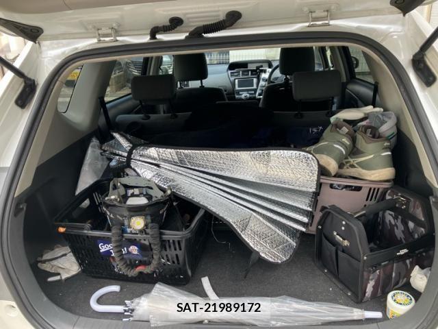 Toyota PRIUS ALPHA 2012-08 8414553-11