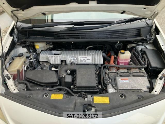 Toyota PRIUS ALPHA 2012-08 8414553-12
