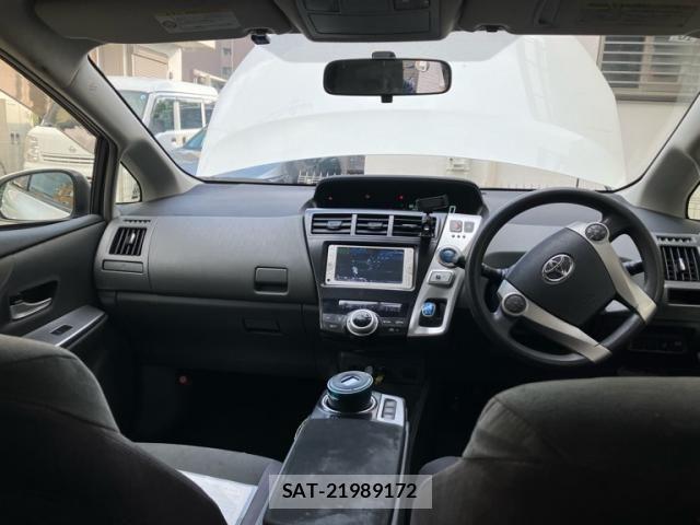 Toyota PRIUS ALPHA 2012-08 8414553-13