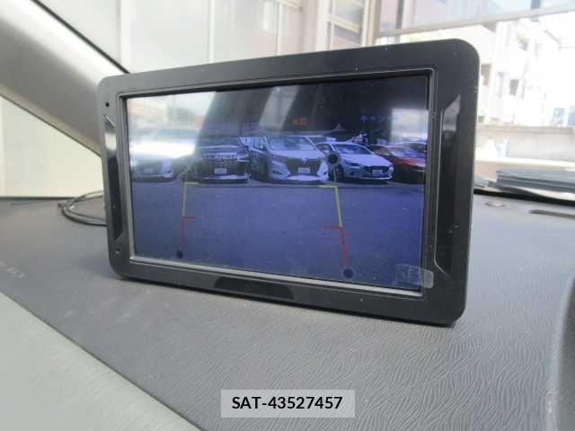 Toyota PRIUS ALPHA 2013-09 8414530-19