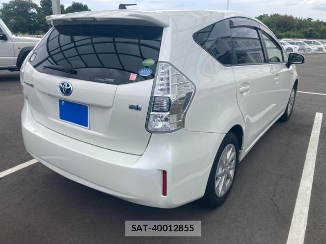 Toyota PRIUS ALPHA 2013-10 8414535-1