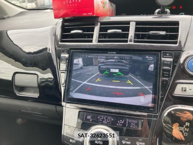Toyota PRIUS ALPHA 2011-11 8414550-11