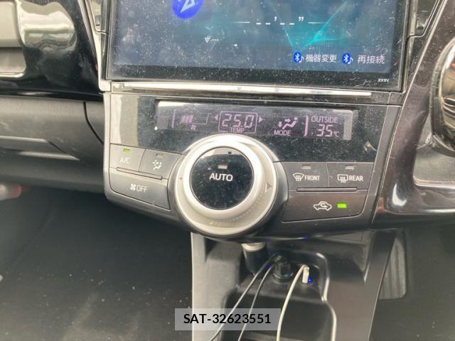 Toyota PRIUS ALPHA 2011-11 8414550-13