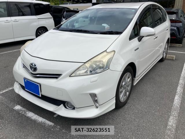 Toyota PRIUS ALPHA 2011-11 8414550-2