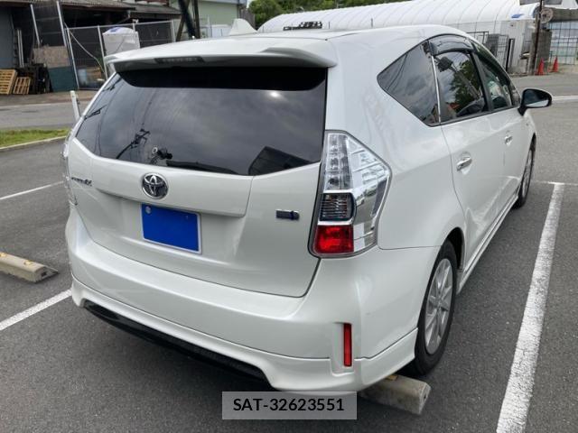 Toyota PRIUS ALPHA 2011-11 8414550-4