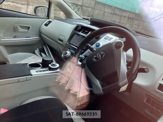 Toyota PRIUS ALPHA 2011-08 8414540-12