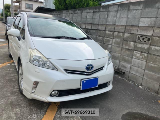 Toyota PRIUS ALPHA 2011-08 8414540-1
