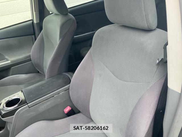 Toyota PRIUS ALPHA 2012-06 8411001-11