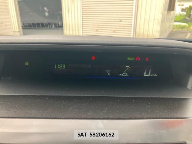 Toyota PRIUS ALPHA 2012-06 8411001-15