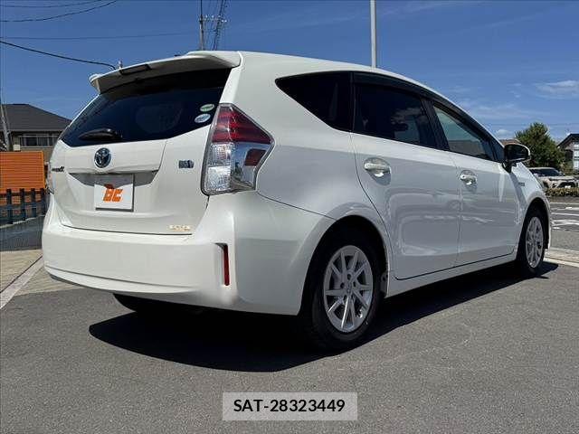 Toyota PRIUS ALPHA 2016-01 8414533-12