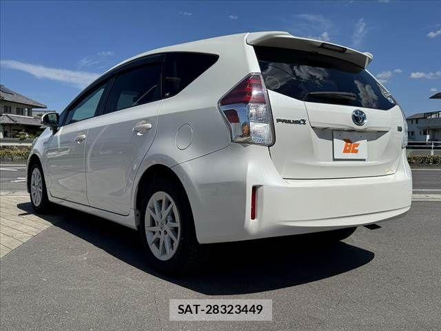 Toyota PRIUS ALPHA 2016-01 8414533-14
