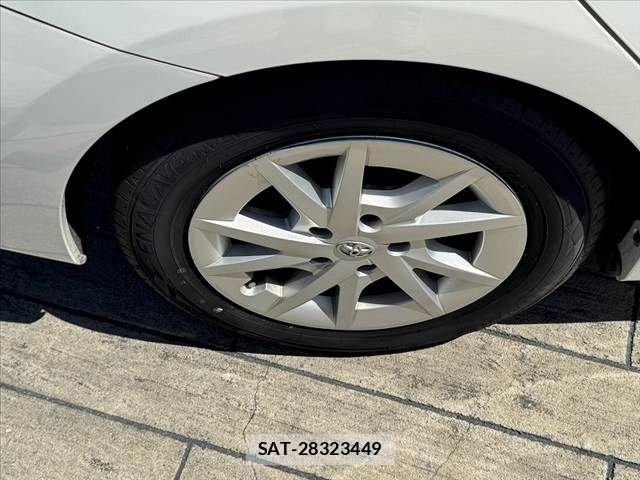 Toyota PRIUS ALPHA 2016-01 8414533-28