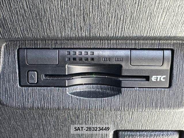 Toyota PRIUS ALPHA 2016-01 8414533-3