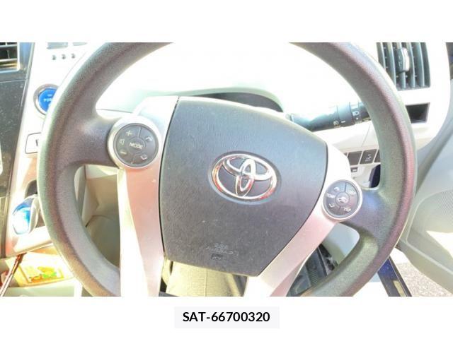 Toyota PRIUS ALPHA 2013-11 8414552-12
