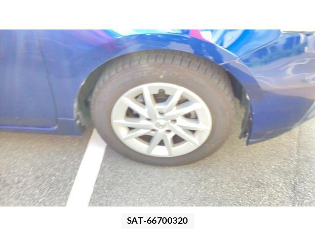 Toyota PRIUS ALPHA 2013-11 8414552-2