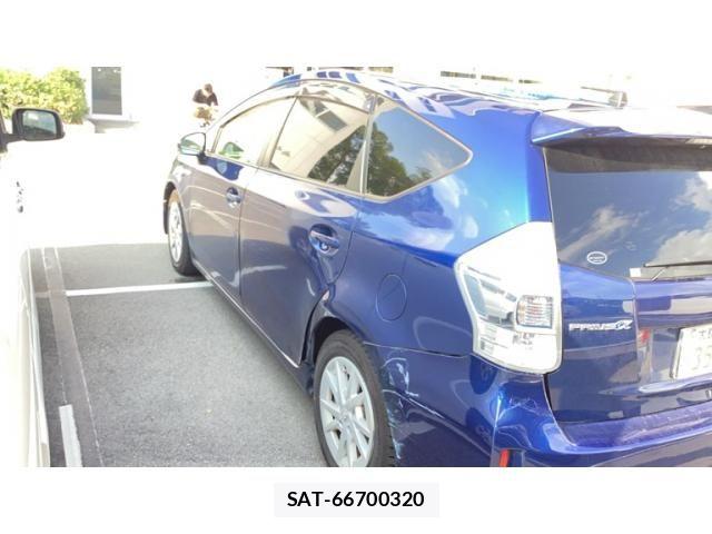 Toyota PRIUS ALPHA 2013-11 8414552-5