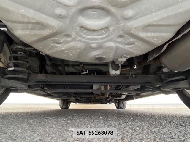 Toyota PRIUS ALPHA 2012-01 8438745-19