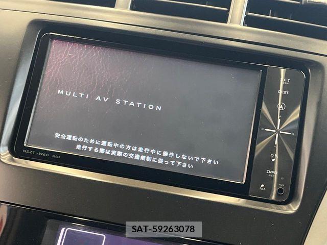Toyota PRIUS ALPHA 2012-01 8438745-2