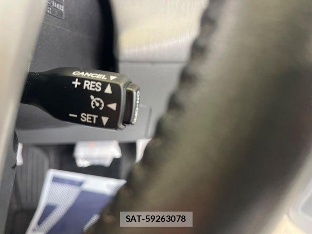 Toyota PRIUS ALPHA 2012-01 8438745-4