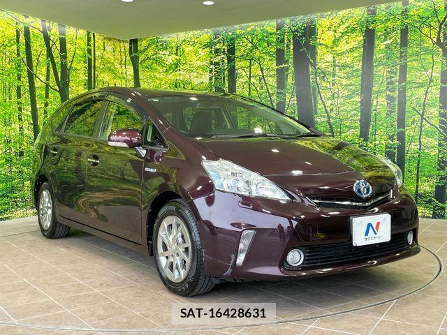 Toyota PRIUS ALPHA 2014-08 8438470-16