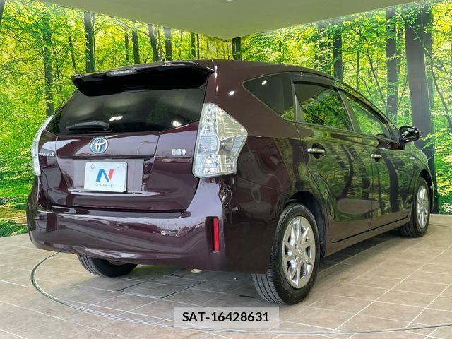 Toyota PRIUS ALPHA 2014-08 8438470-17