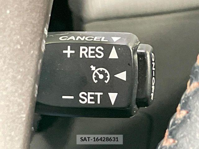 Toyota PRIUS ALPHA 2014-08 8438470-3