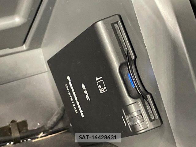 Toyota PRIUS ALPHA 2014-08 8438470-4