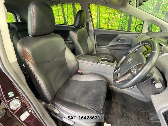 Toyota PRIUS ALPHA 2014-08 8438470-7