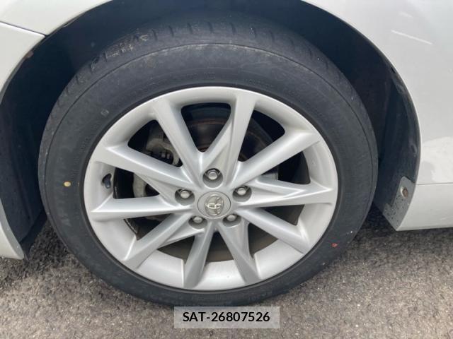 Toyota PRIUS ALPHA 2011-12 8438746-9