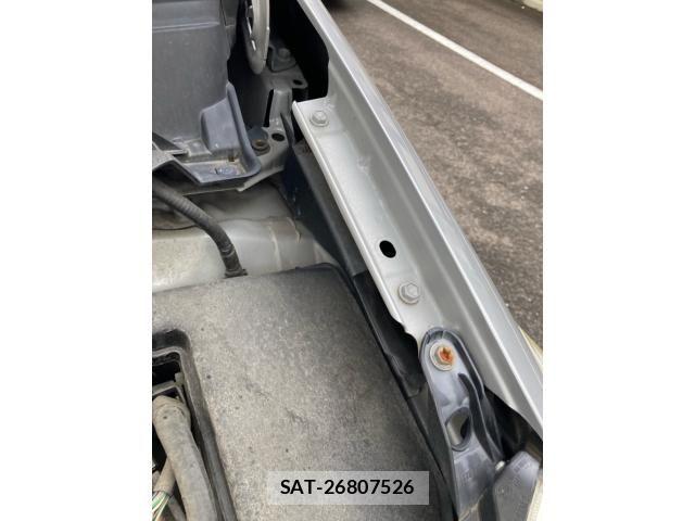 Toyota PRIUS ALPHA 2011-12 8438746-21