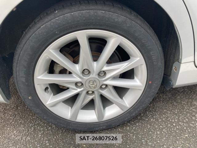 Toyota PRIUS ALPHA 2011-12 8438746-7