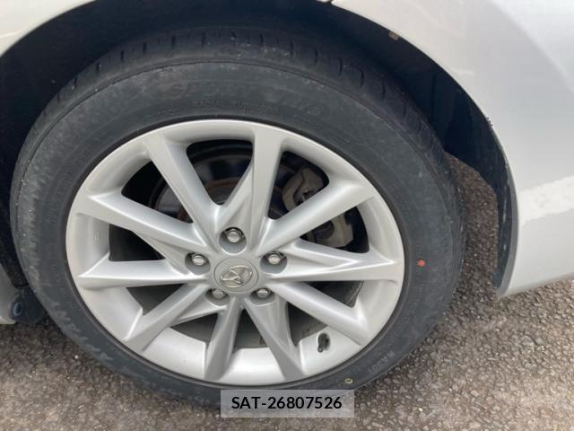 Toyota PRIUS ALPHA 2011-12 8438746-8