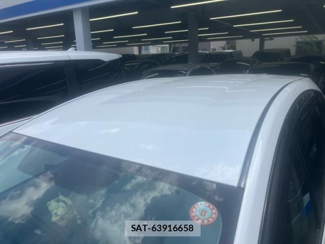 Toyota PRIUS ALPHA 2011-11 8438456-10