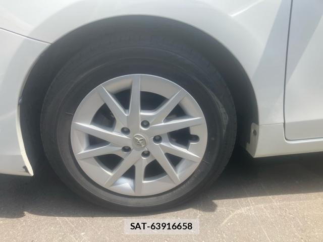 Toyota PRIUS ALPHA 2011-11 8438456-8