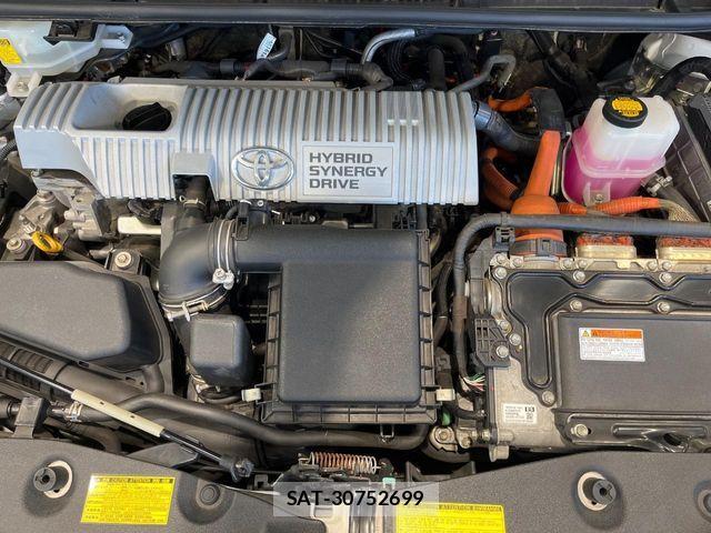 Toyota PRIUS ALPHA 2013-05 8458255-17