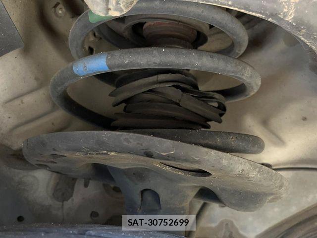 Toyota PRIUS ALPHA 2013-05 8458255-19