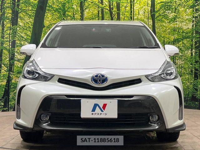 Toyota PRIUS ALPHA 2011-10 8457227-13